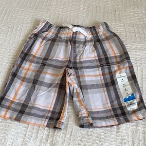 NWT Boys size 6 cotton shorts